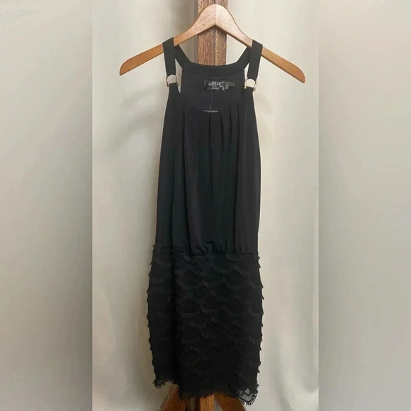 Guess Women’s Janey Mini Halter Top Lace Bottom Little Black Dress‎ Size 8 NWT - Picture 4 of 12